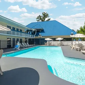 Days By Wyndham Airport 2* Savannah