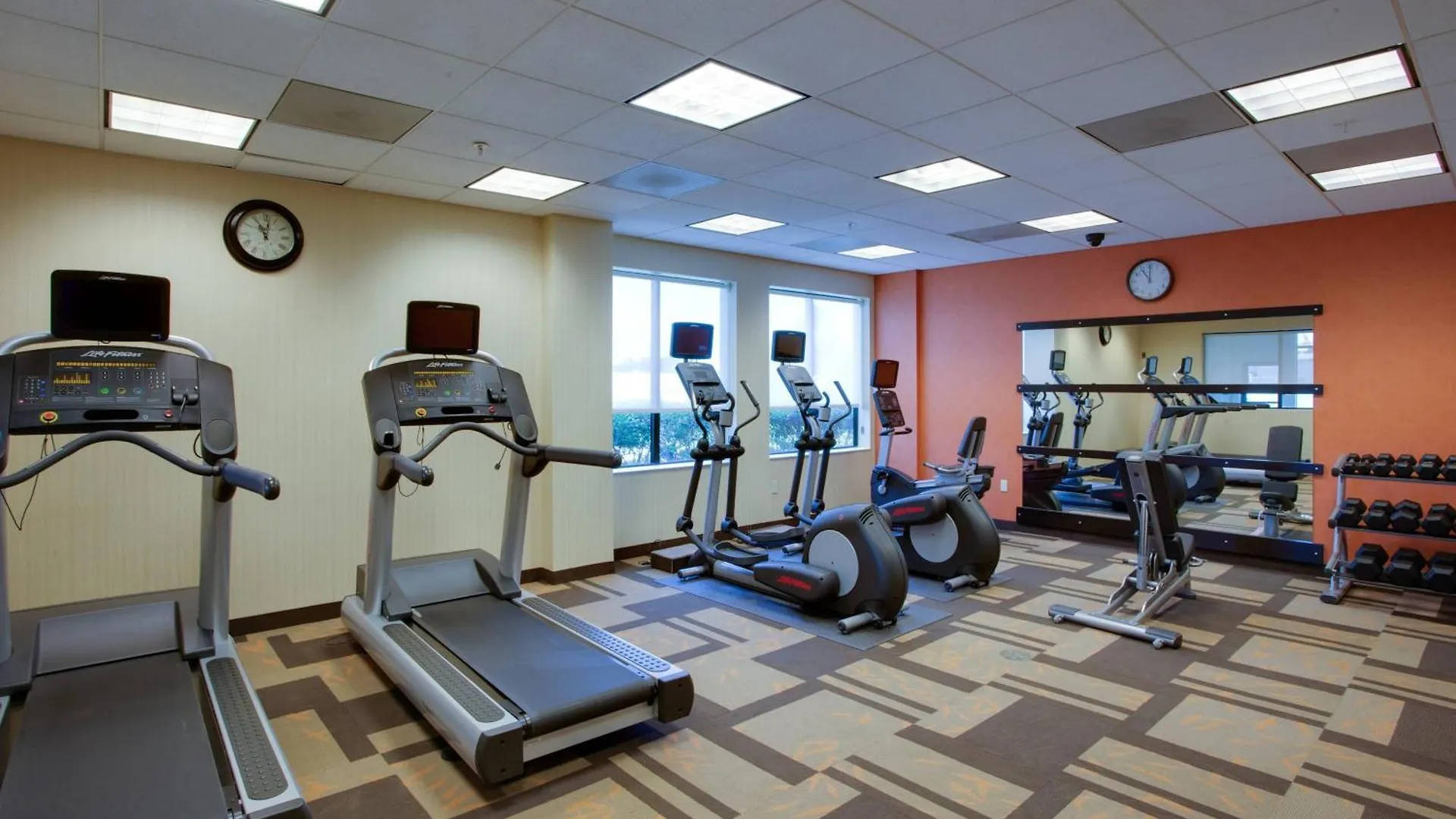 Hotel Courtyard Republic Airport Long Island/Farmingdale 3*, Farmingdale